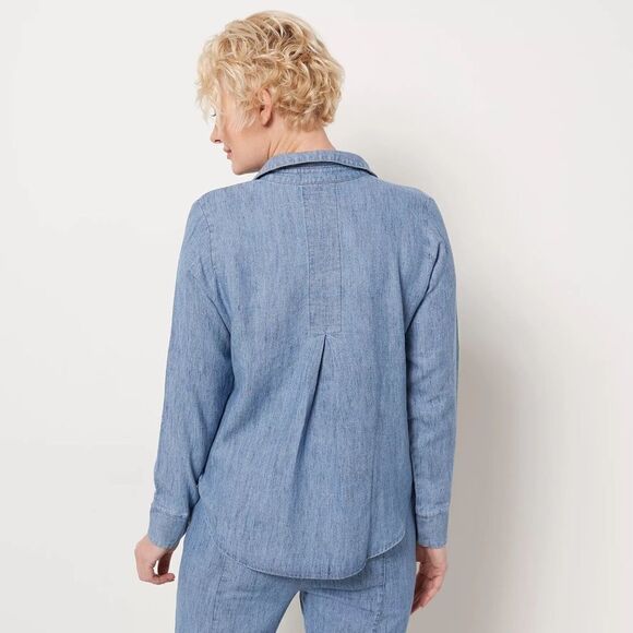 Side Stitch Soft Textured Tencel Pleated Back Shirt - Picture 2 of 5